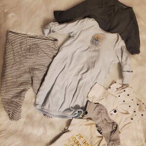 Lot of 0-3 months, 7 pieces,  like new